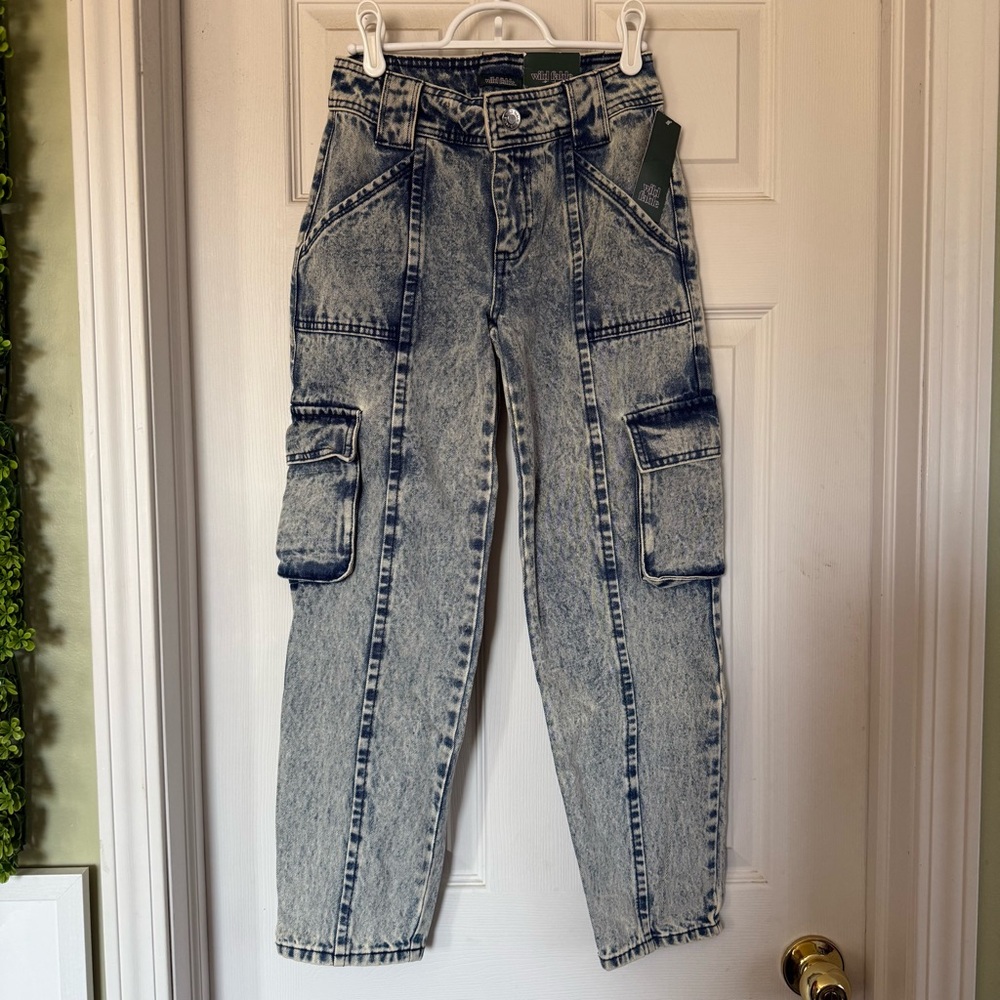 Stylish Acid Wash Cargo Jeans